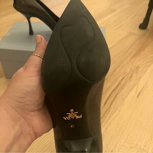 Prada Calzature Donna Heels in Gun Metal size 37